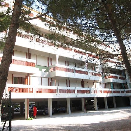 Appartamento Pineta Marina Градо Экстерьер фото