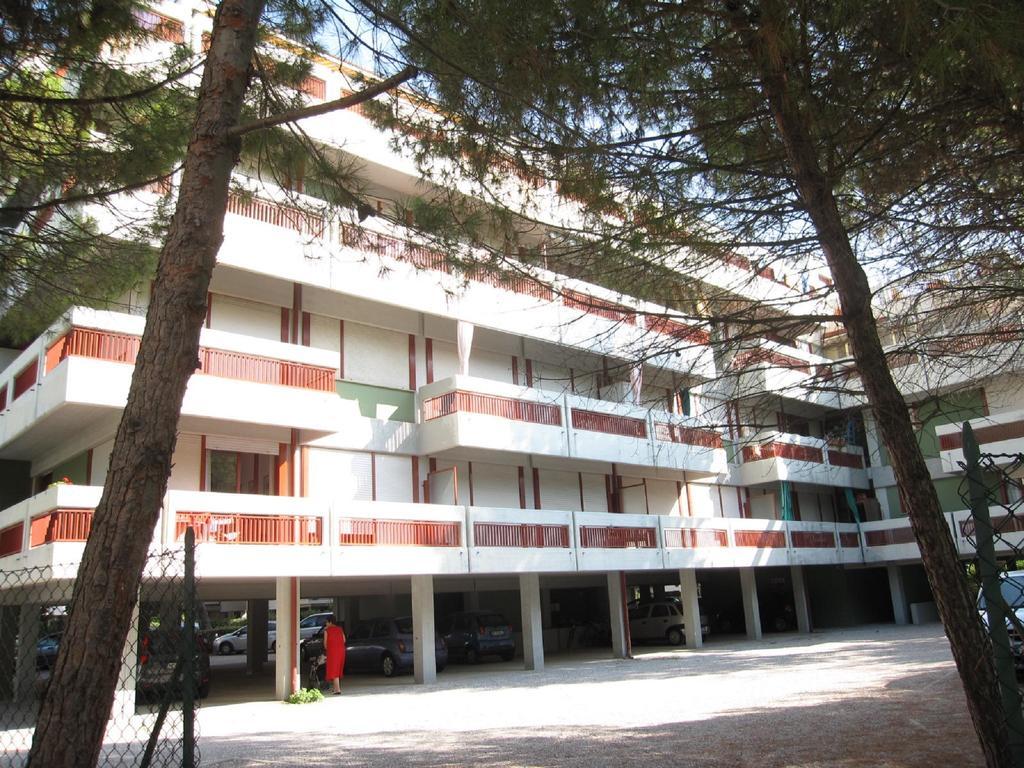 Appartamento Pineta Marina Градо Экстерьер фото